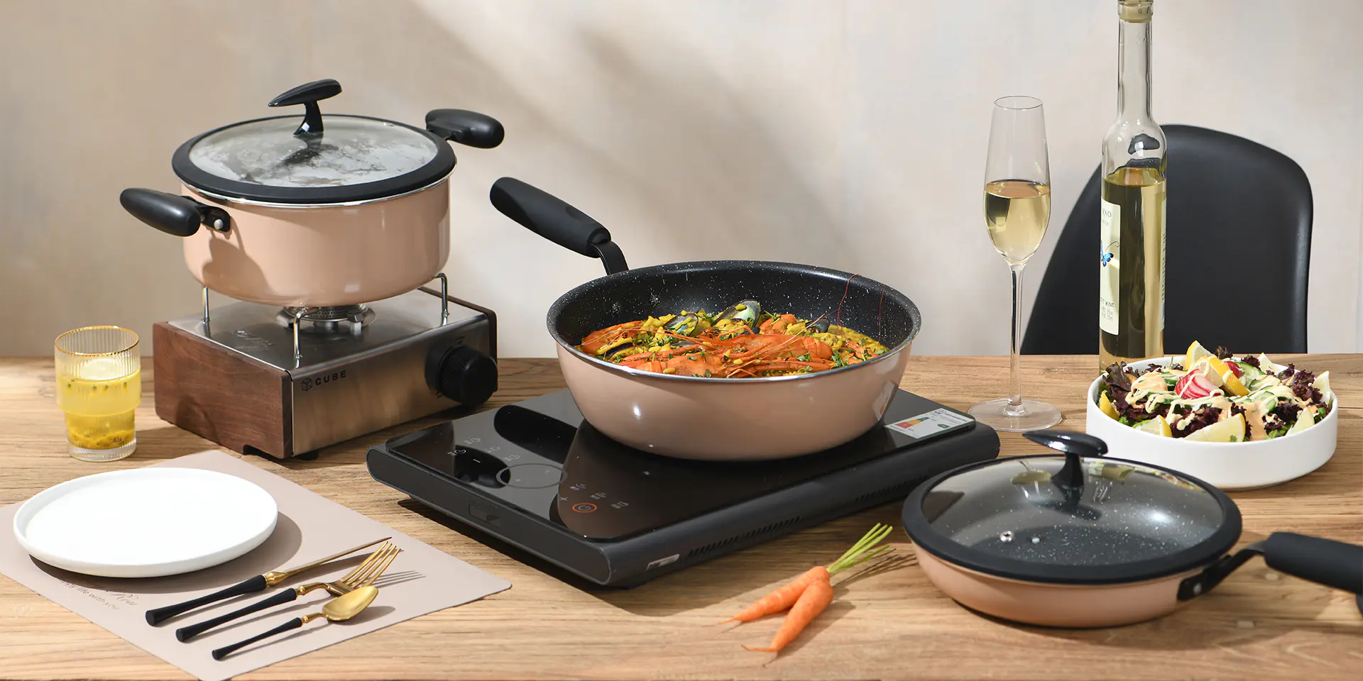 cookware manufacturer